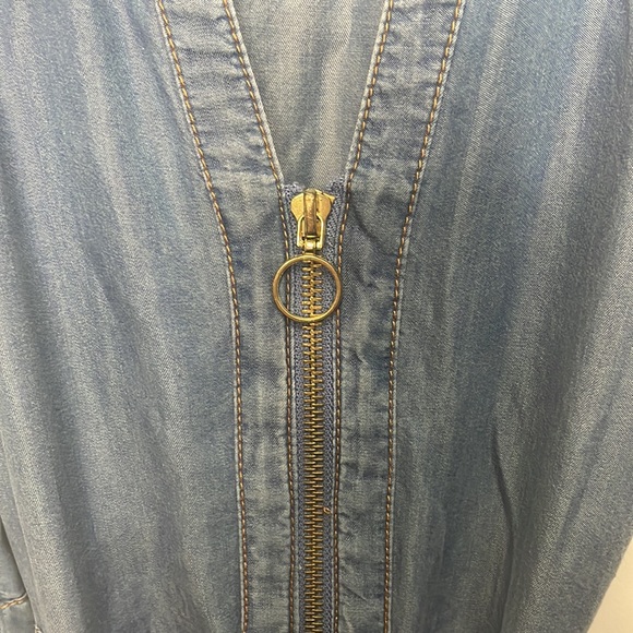 INC - Denim dress with the zipper and matching belt - Picture 4 of 8